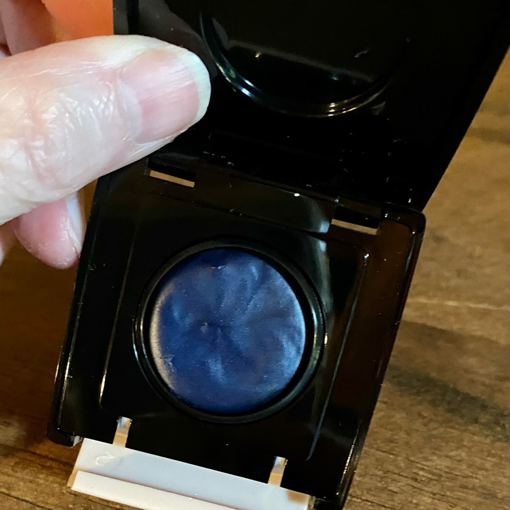 💥DOLL 10 HydraGel Starry Night Eye Liner💥 NEW